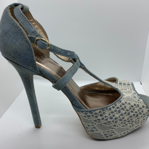 Heels - Picture 3 of 5